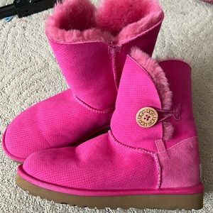UGG Pink Bailey Short Boot